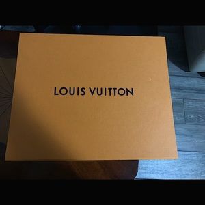 Louis Vuitton box